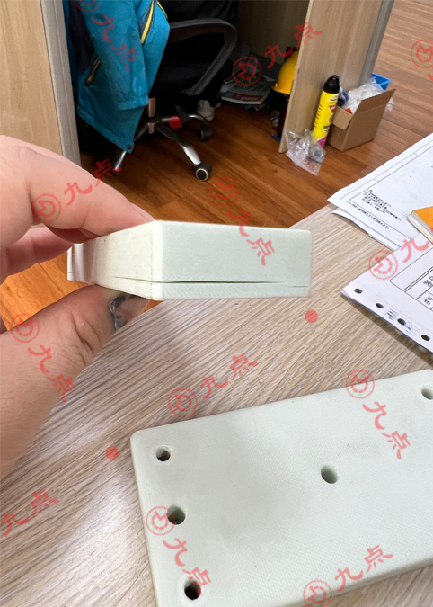 玻璃纤维板粘接用什么胶水？九点提供耐280℃高温环氧AB胶为客户解决